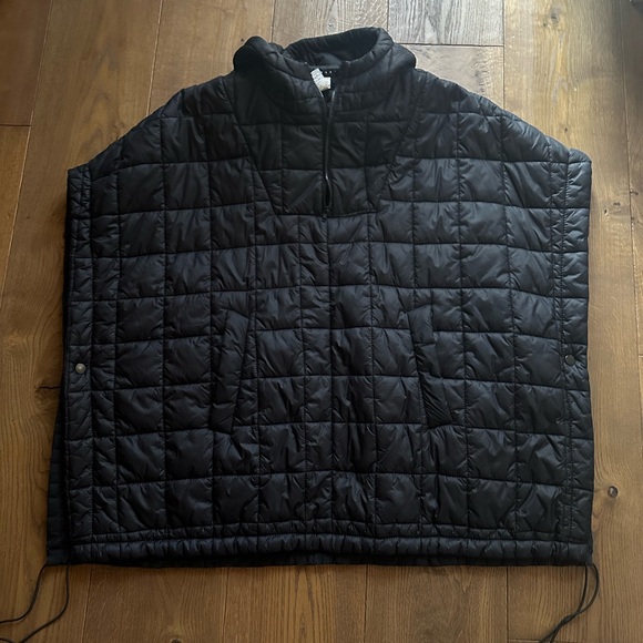 Sisley Black Quilted Outerwear - Picture 3 of 14
